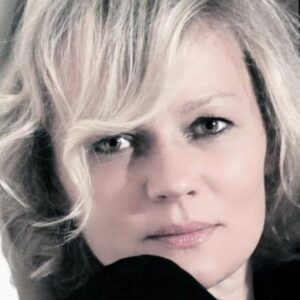 تصویر هنرمند Kait Tenison