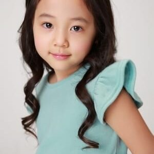 تصویر هنرمند Hwang Chae-won