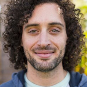 تصویر هنرمند Aristotle Georgeson