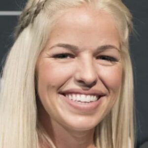 تصویر هنرمند Danielle Perry