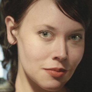 تصویر هنرمند Alexandra Staden