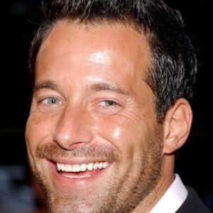 تصویر هنرمند Johnny Messner