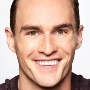 تصویر هنرمند Dustin Christenson