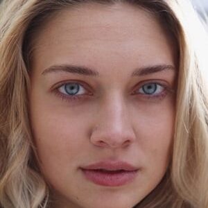 تصویر هنرمند Serafima Krasnikova