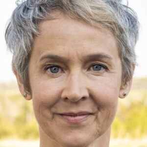 تصویر هنرمند Laura Kirk