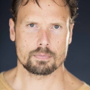 تصویر هنرمند Neal Kodinsky