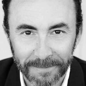 تصویر هنرمند James Lugton