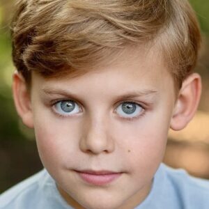 تصویر هنرمند Alexander Shaw