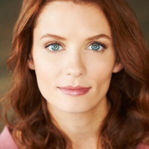 تصویر هنرمند Lara Jean Chorostecki