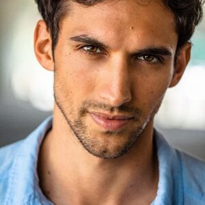 تصویر هنرمند Dominic Adams