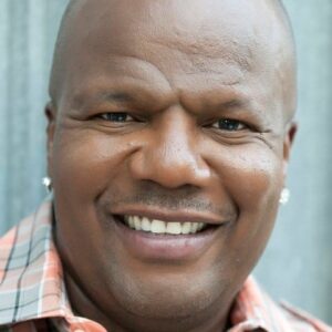 تصویر هنرمند Earthquake