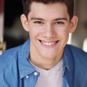 تصویر هنرمند Trevor Scott Standish