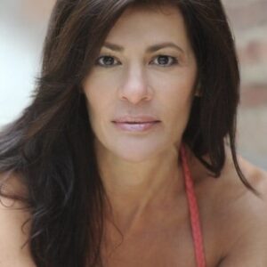 تصویر هنرمند Caris Vujcec