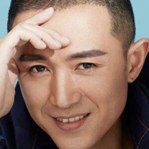 تصویر هنرمند Zheng Xiao-Dong