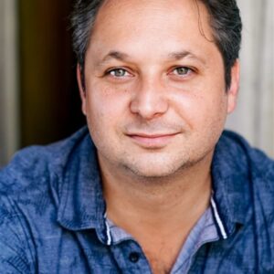 تصویر هنرمند Maxime Jullia