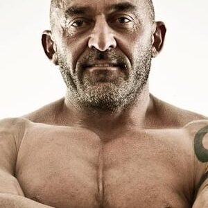 تصویر هنرمند Garth Collins