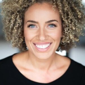 تصویر هنرمند Stephanie Siadatan