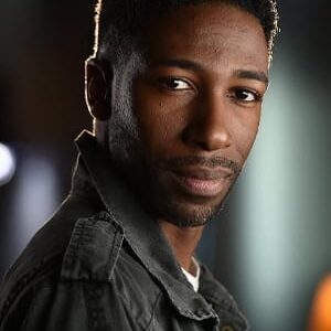 تصویر هنرمند Corey Dorris