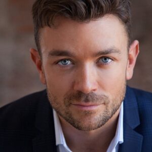 تصویر هنرمند Emrhys Cooper