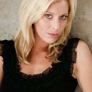 تصویر هنرمند Ami Chorlton