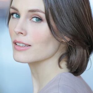 تصویر هنرمند Ellen Adair