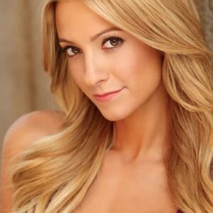 تصویر هنرمند Nikki BreAnne Wells