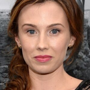 تصویر هنرمند Wynn Everett