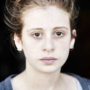 تصویر هنرمند Yara Pilartz