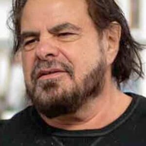 تصویر هنرمند Raymond Martino