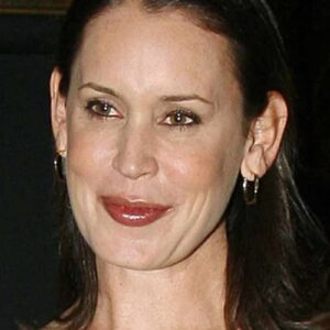 تصویر هنرمند Jennifer Schwalbach Smith