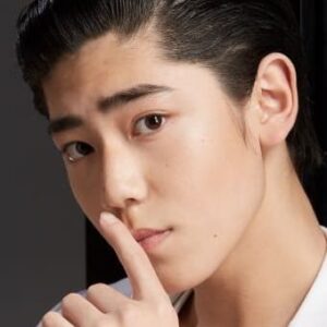 تصویر هنرمند Yin Yi