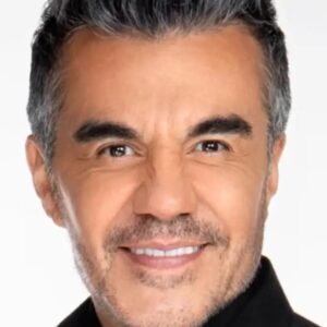 تصویر هنرمند Adrián Uribe