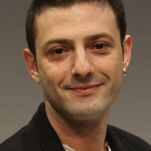 تصویر هنرمند İnan Ulaş Torun