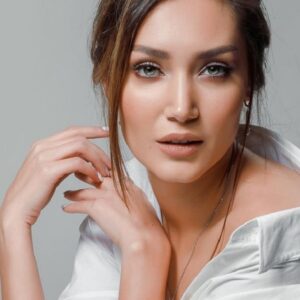 تصویر هنرمند Yulduz Radjabova