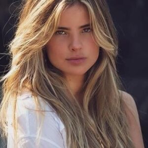 تصویر هنرمند Giulia Be