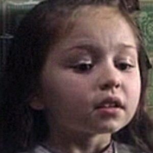 تصویر هنرمند Isabella Miles