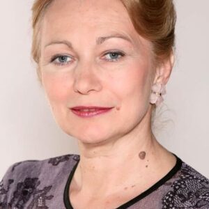 تصویر هنرمند Lyubov Firsova