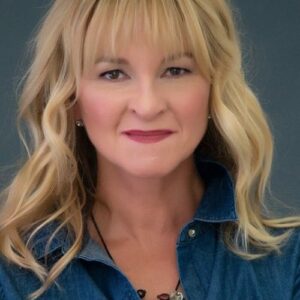 تصویر هنرمند Carolyn A. Loucks