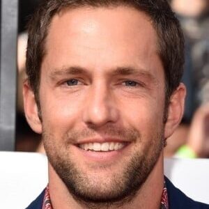 تصویر هنرمند Mike Faiola