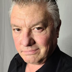 تصویر هنرمند Michael Mili