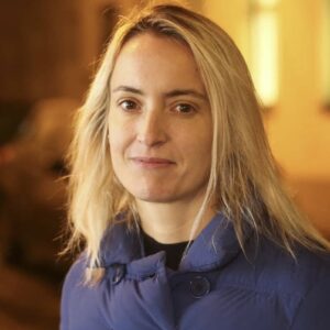 تصویر هنرمند Giulia Calenda