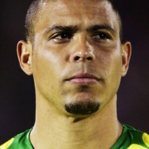 تصویر هنرمند Ronaldo