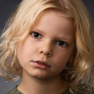 تصویر هنرمند Ava Knox Martin