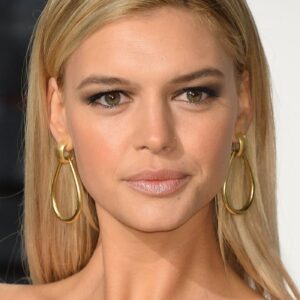 تصویر هنرمند Kelly Rohrbach