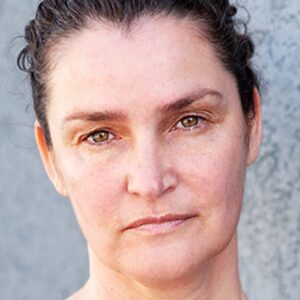 تصویر هنرمند Nina Deasley