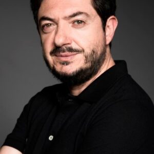 تصویر هنرمند Ernesto Benjumea