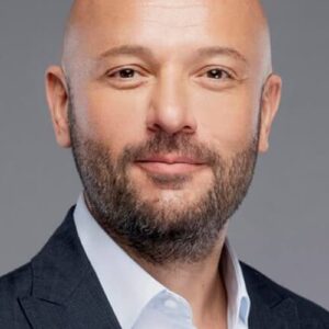 تصویر هنرمند Tolga Tekin