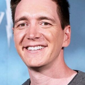 تصویر هنرمند Oliver Phelps