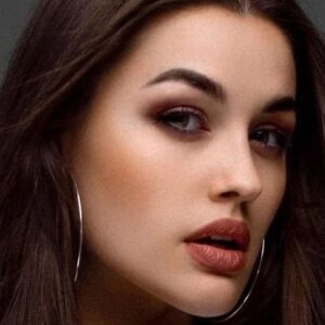 تصویر هنرمند Irina Chumanteva