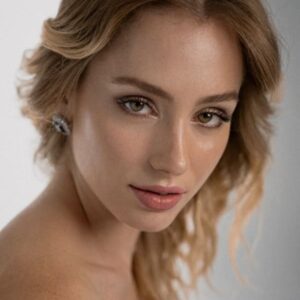 تصویر هنرمند Clara Lope